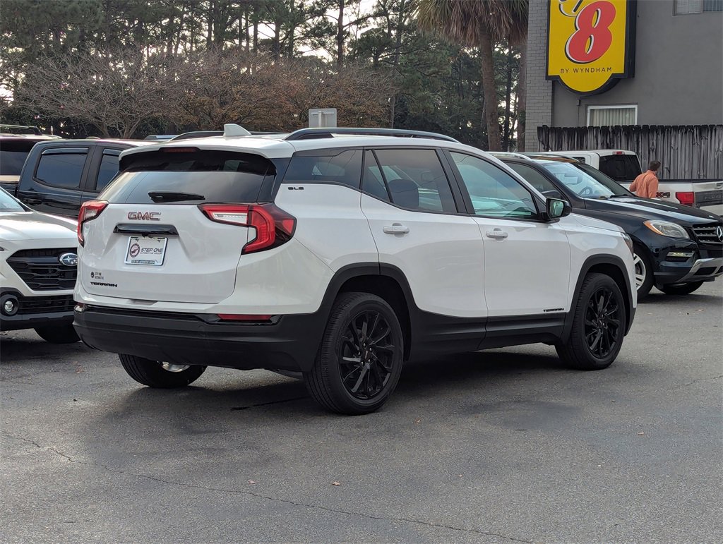 2024 Gmc Terrain SLE photo 4