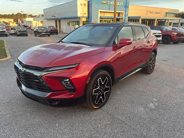 2023 Chevrolet Blazer Leather photo 3