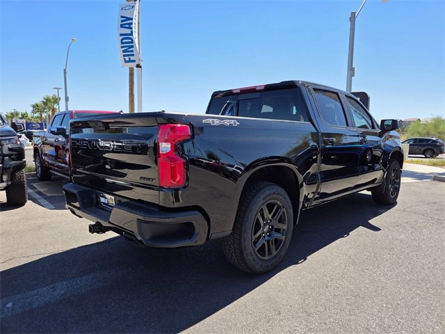 2026 Chevrolet Silverado RST photo 4