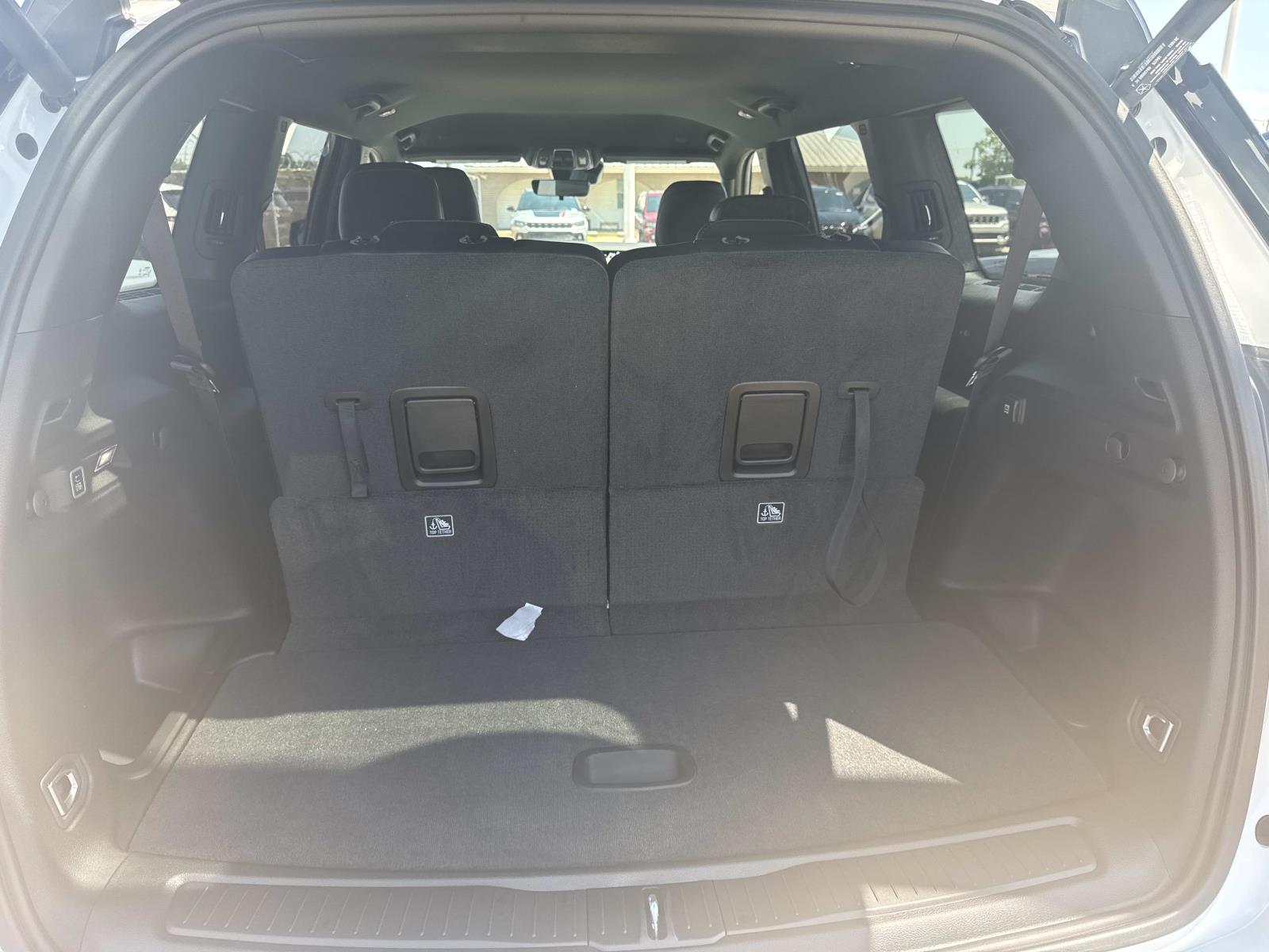 2025 Jeep Grand Cherokee Altitude photo 5