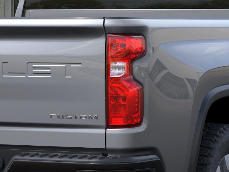 2025 Chevrolet Silverado 2500HD Custom photo 11