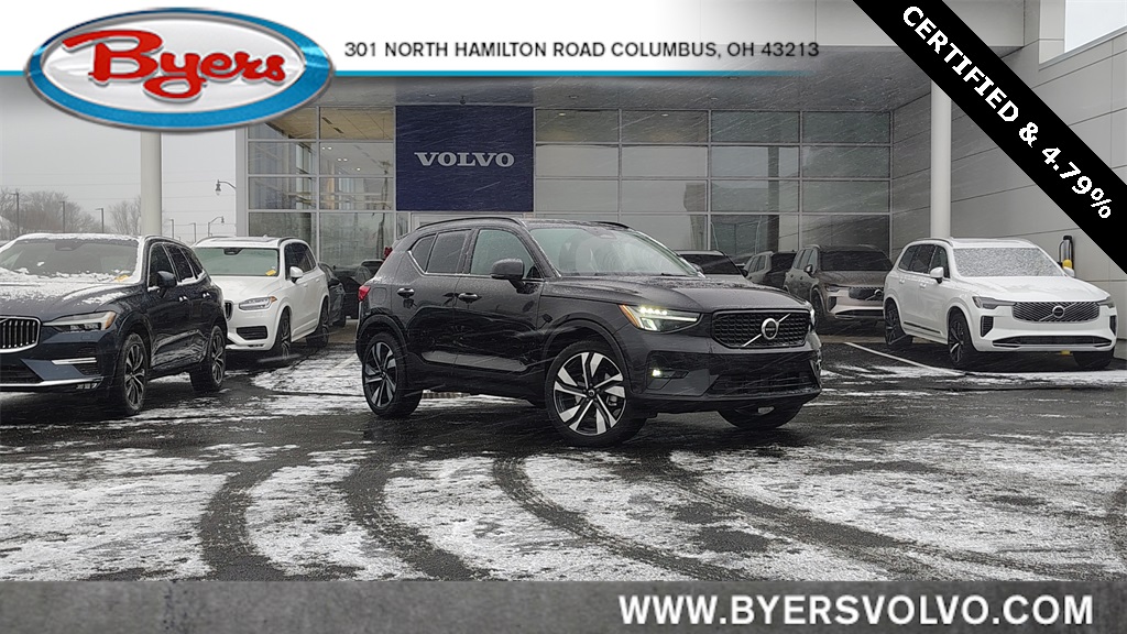 2024 Volvo XC40 Plus's photo