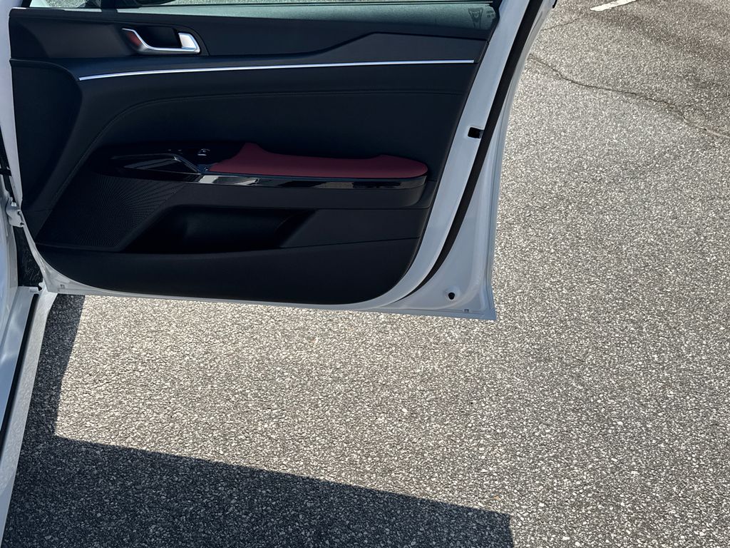 2026 Kia K5 GT-Line photo 14