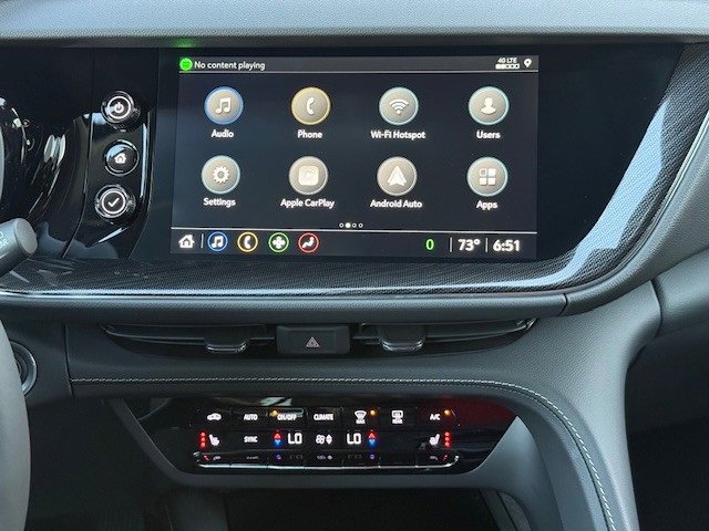 2023 Buick Envision Essence photo 18