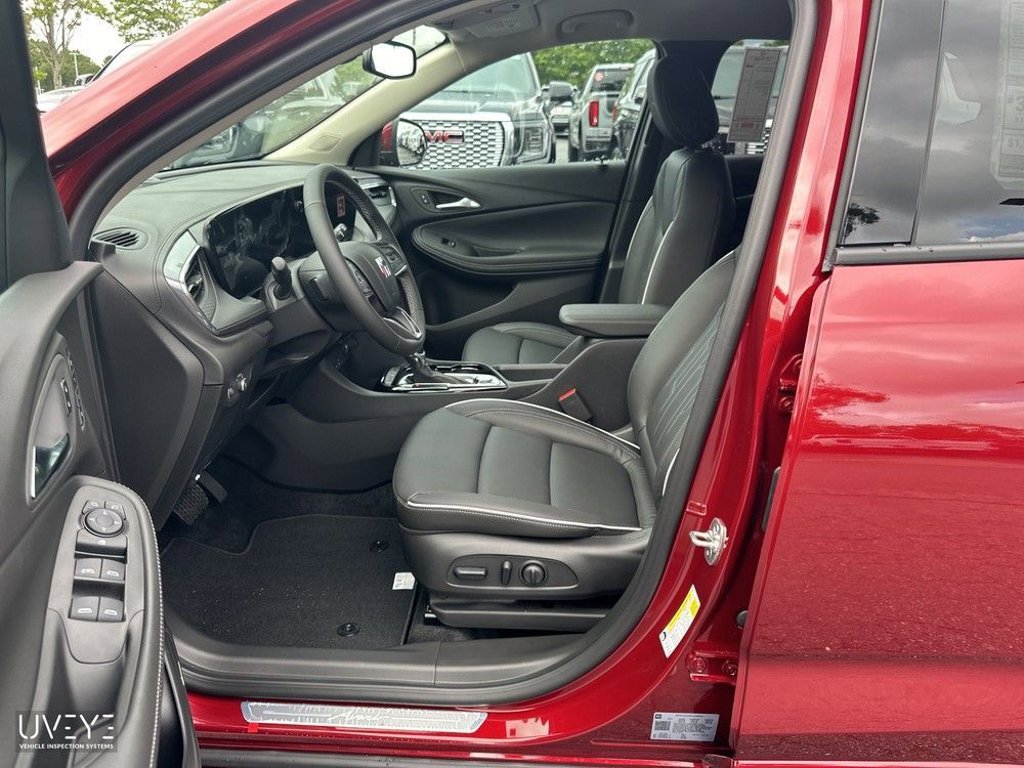 2025 Buick Encore GX Avenir photo 10