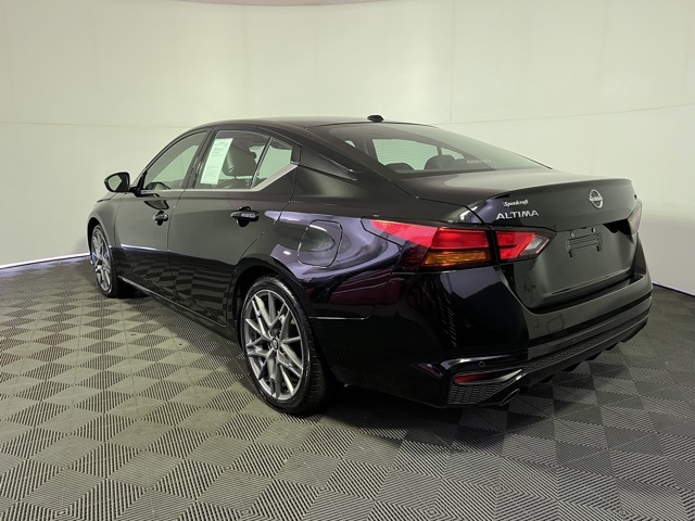 2024 Nissan Altima 2.5 SR photo 5