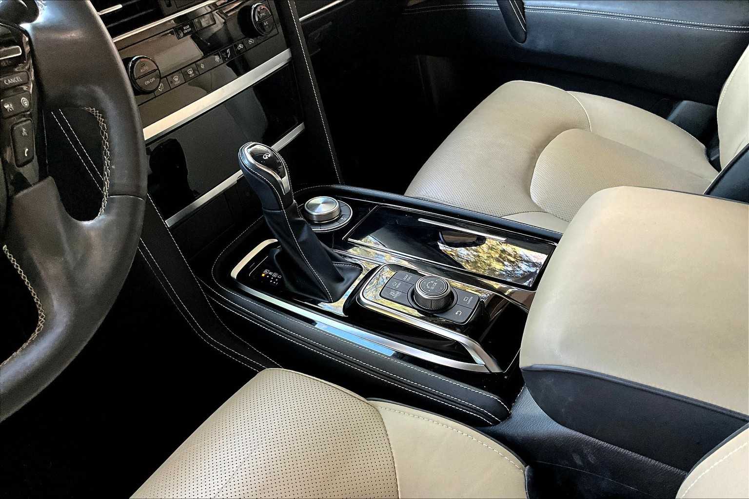 2023 Infiniti QX80 Premium Select photo 13