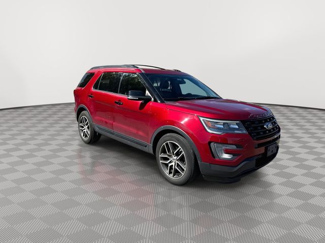 2016 Ford Explorer Sport photo 2