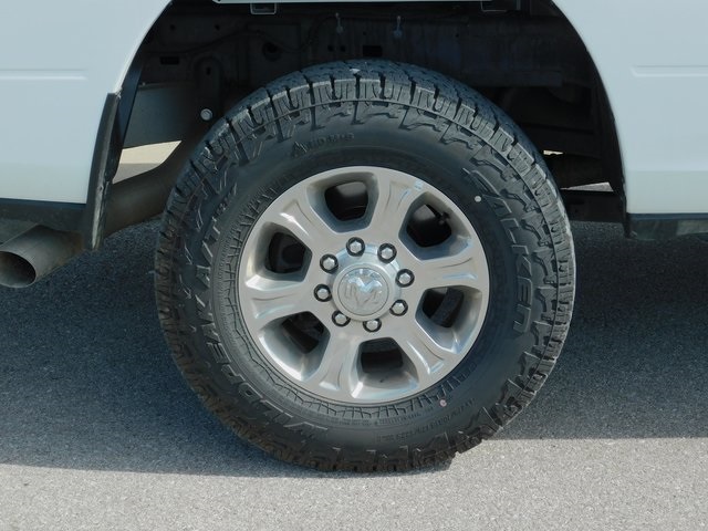 2024 Ram 2500 Big Horn photo 9