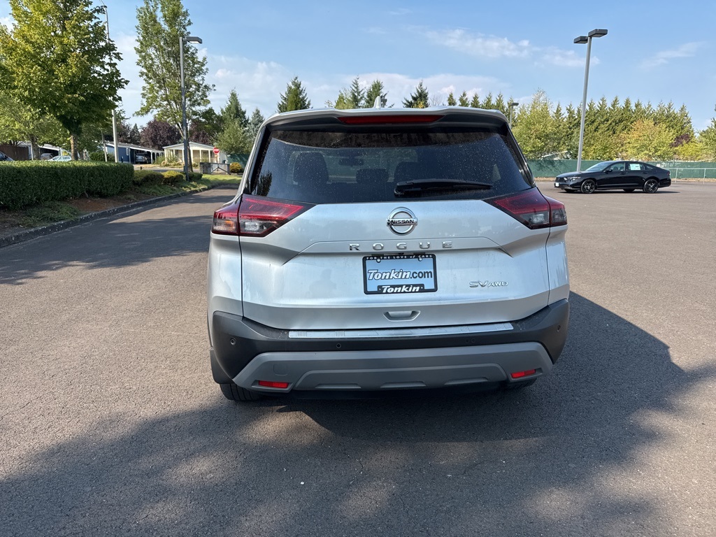2021 Nissan Rogue SV photo 5