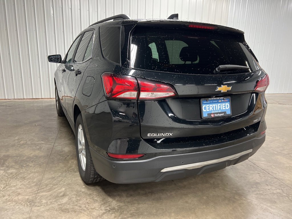 2024 Chevrolet Equinox LT photo 2