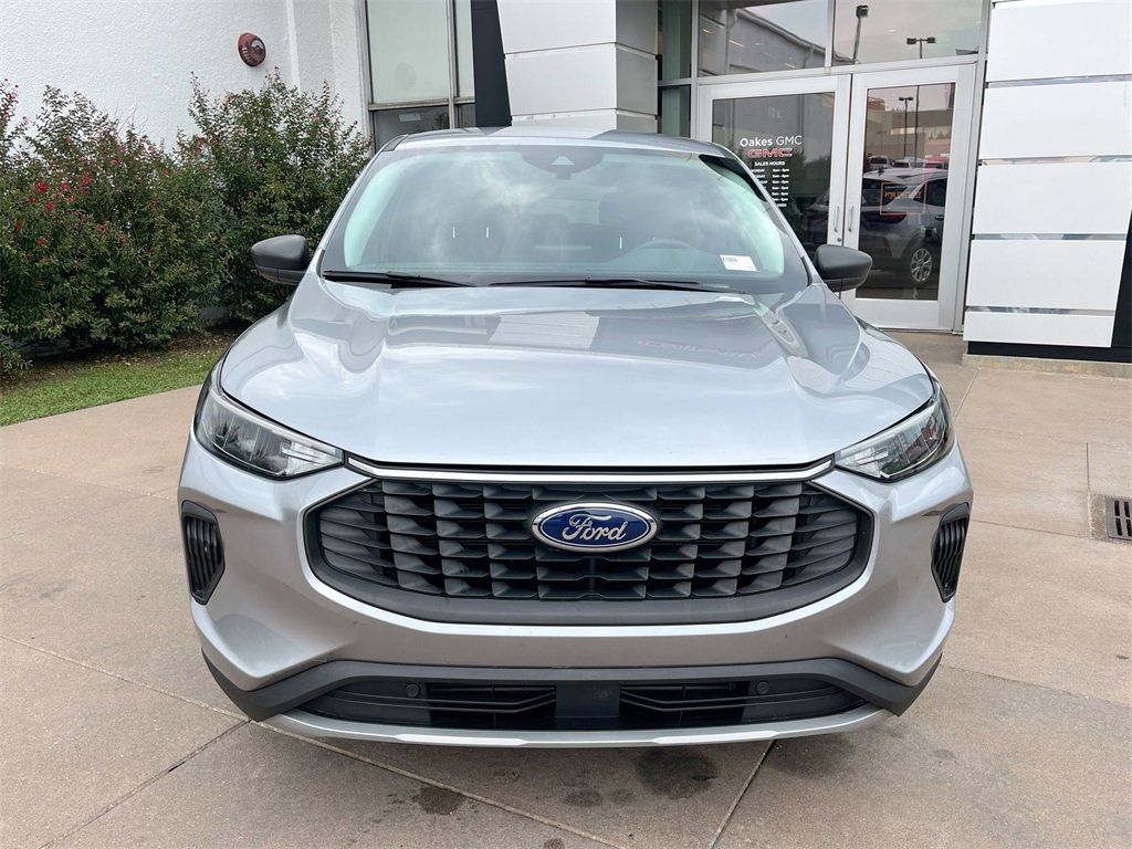 Used 2023 Ford Escape Active with VIN 1FMCU0GN8PUB04642 for sale in Kansas City