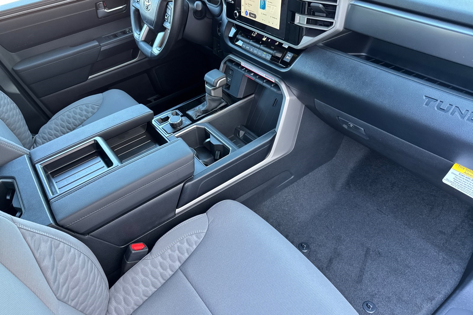 2025 Toyota Tundra SR5 CrewMax photo 16