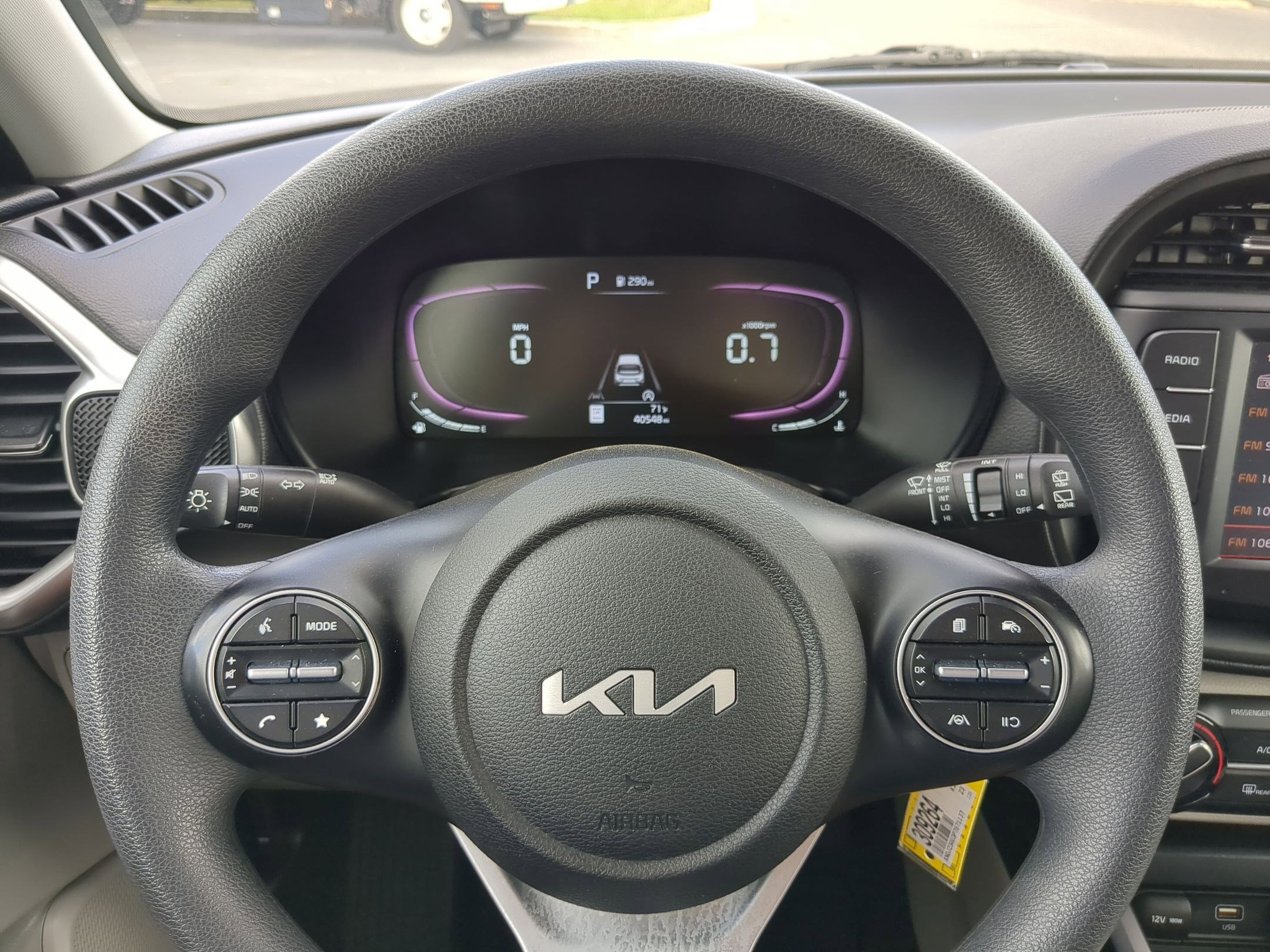 2023 Kia Soul LX photo 13