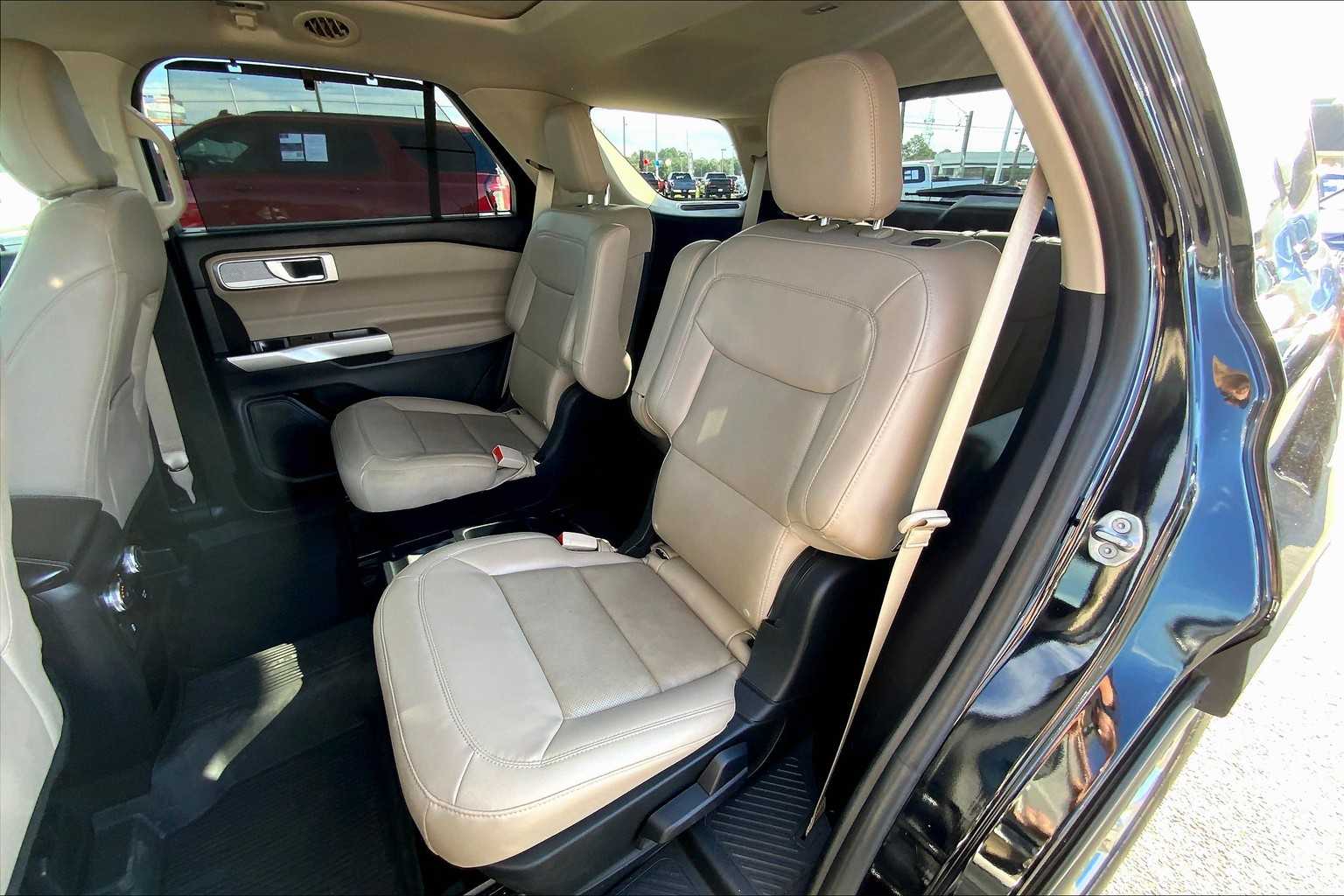 2021 Ford Explorer Limited photo 20