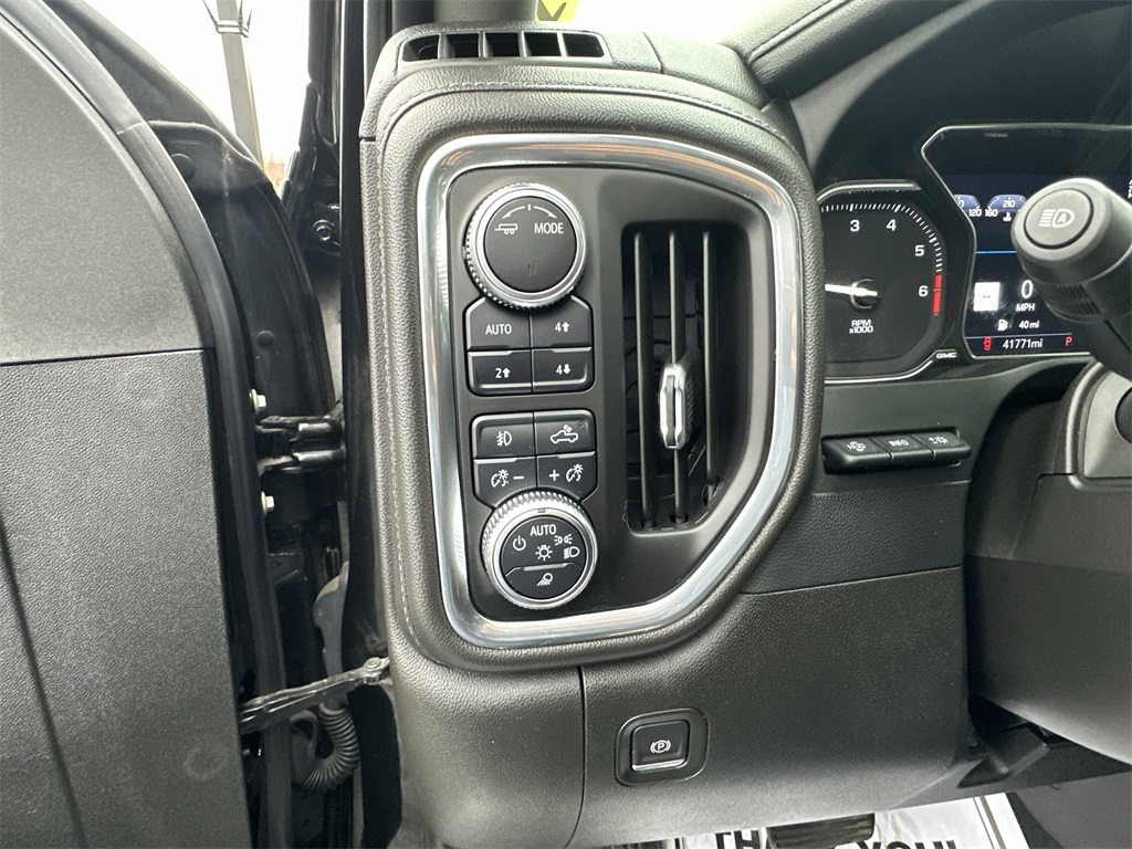 2022 GMC SIERRA HD - Image 15