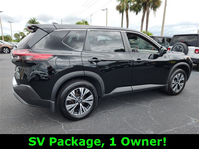 2022 Nissan Rogue SV photo 7