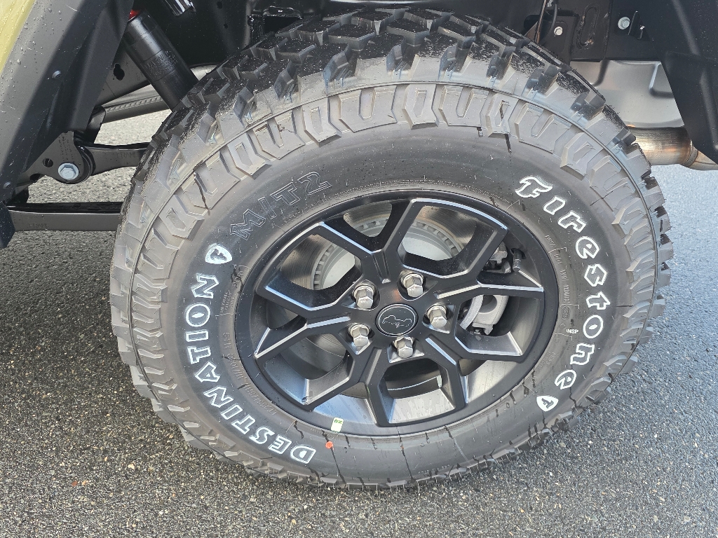 2025 Jeep Gladiator Willys photo 4