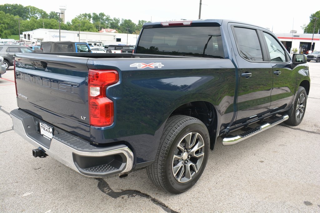 2022 Chevrolet Silverado 1500 LT photo 4