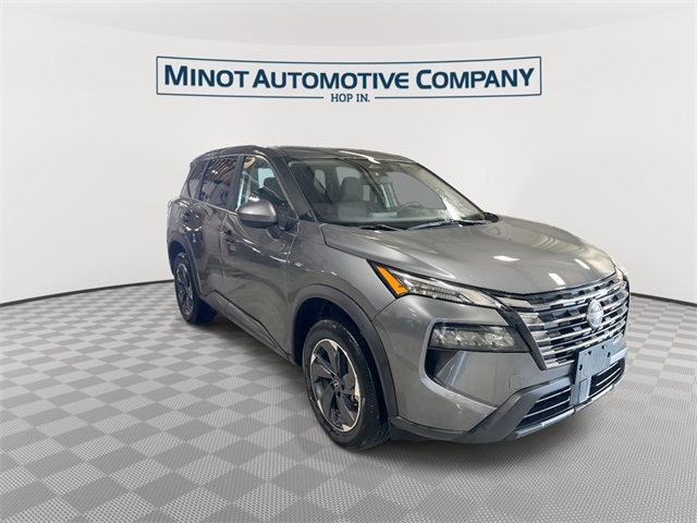 2024 Nissan Rogue SV photo 2