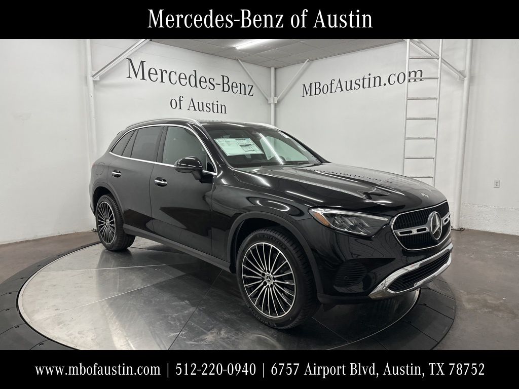 2026 Mercedes-Benz GLC Base's photo