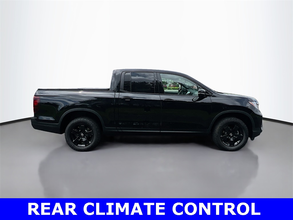 2025 Honda Ridgeline Black Edition photo 3