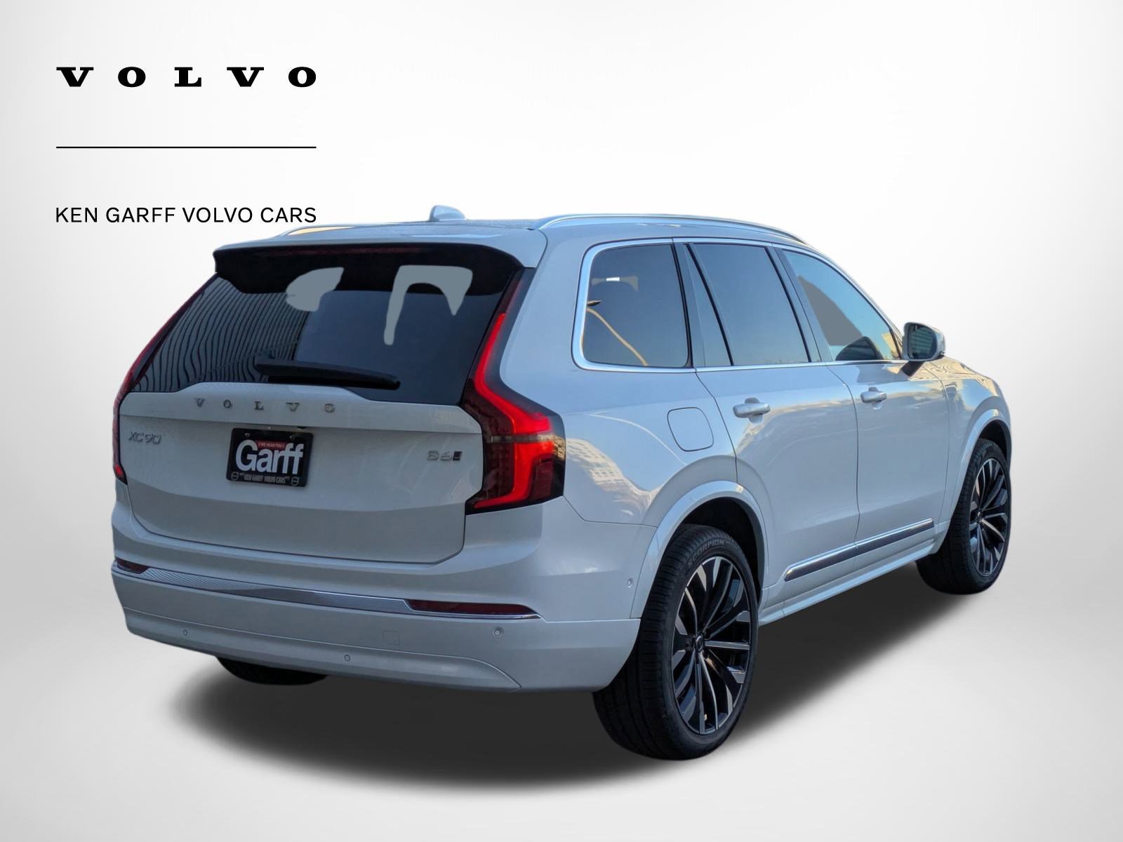 2026 Volvo XC90 photo 2