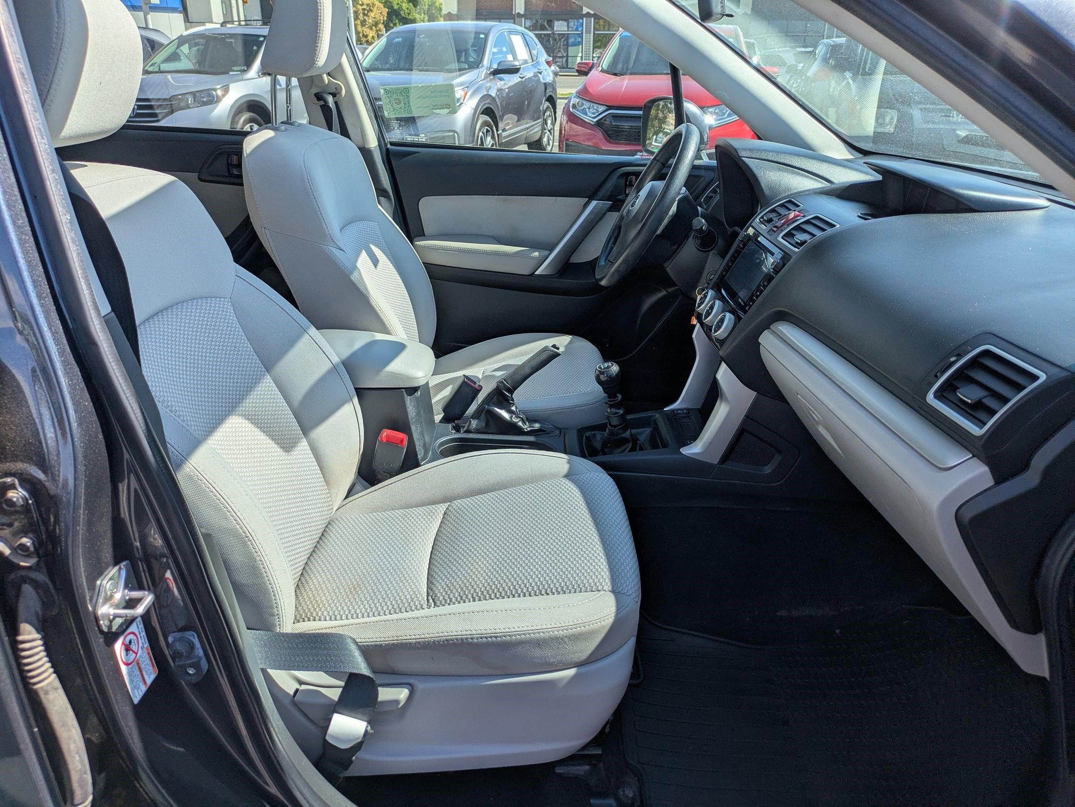 2016 Subaru Forester 2.5i Premium photo 29