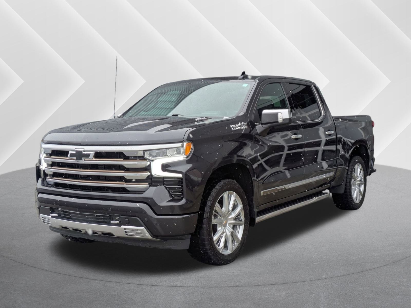 2022 Chevrolet Silverado 1500 High Country's photo