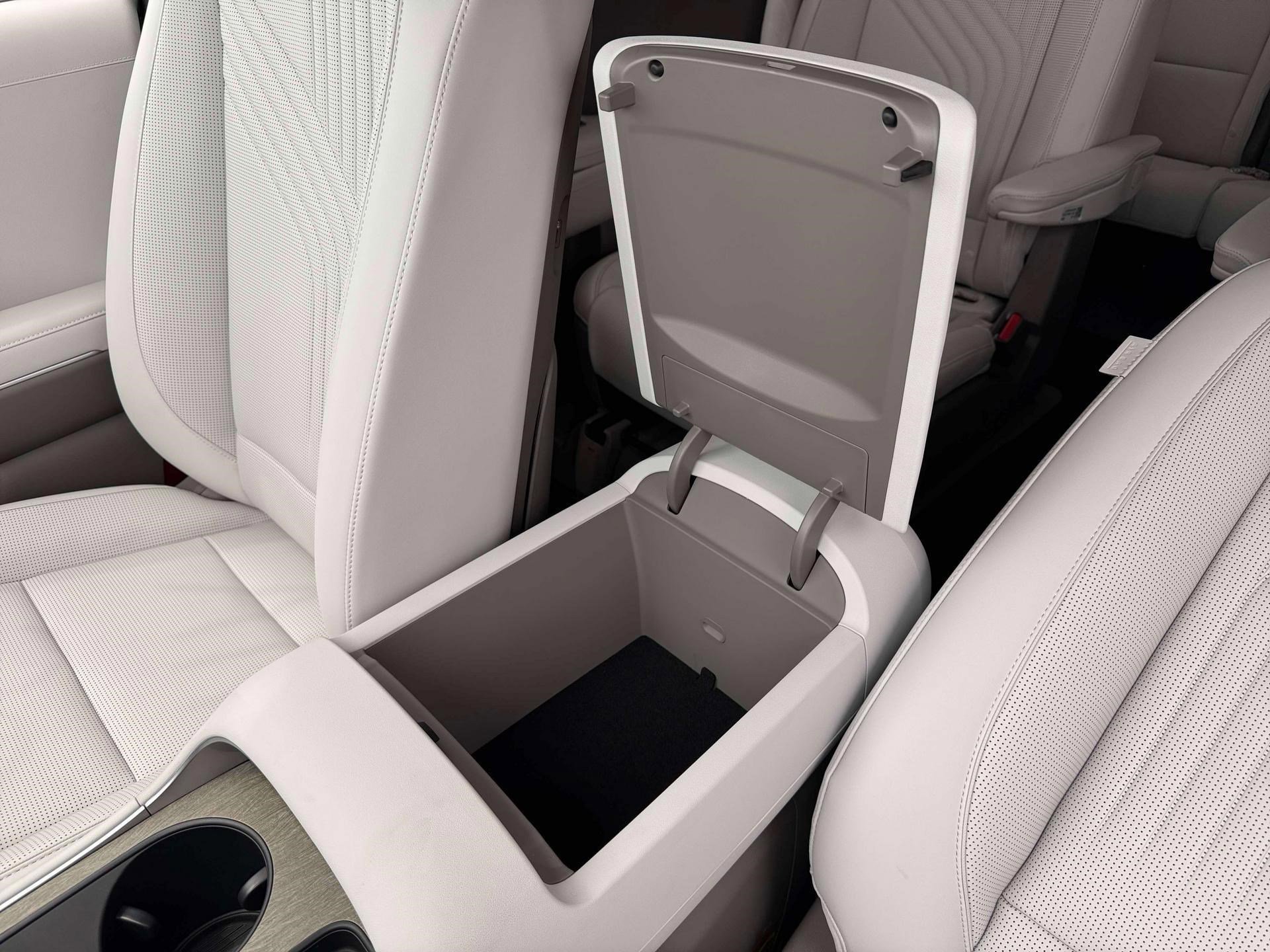 2026 Hyundai Palisade SEL photo 19