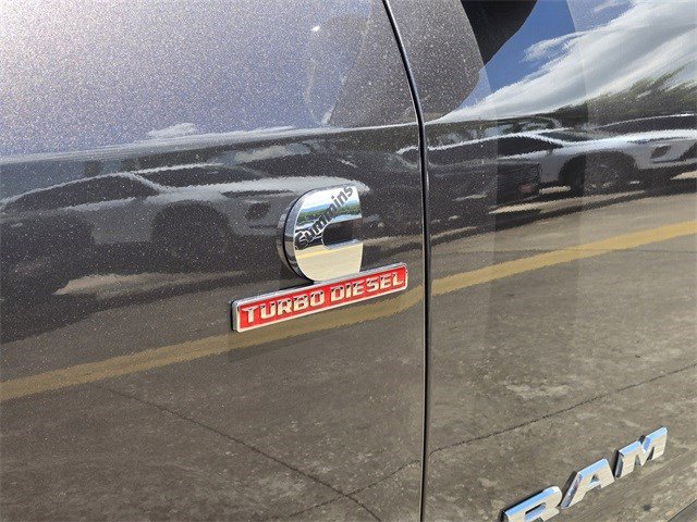 2024 Ram 2500 Laramie photo 8