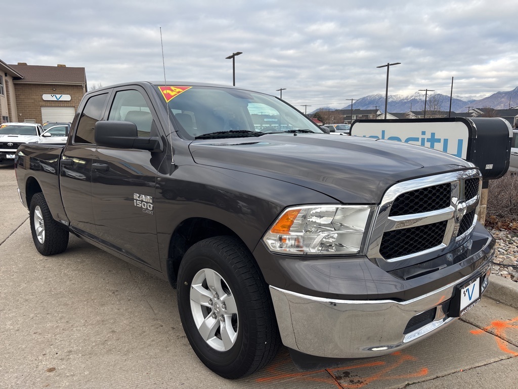 2024 RAM Ram 1500 Classic SLT's photo