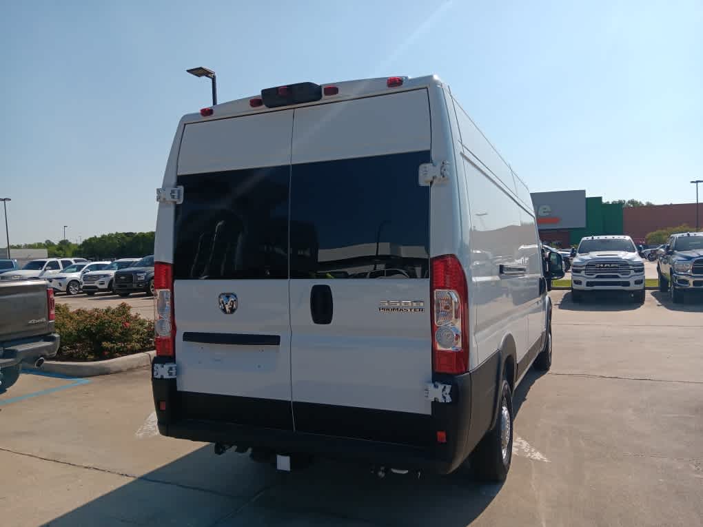 2025 Ram ProMaster 3500 photo 2