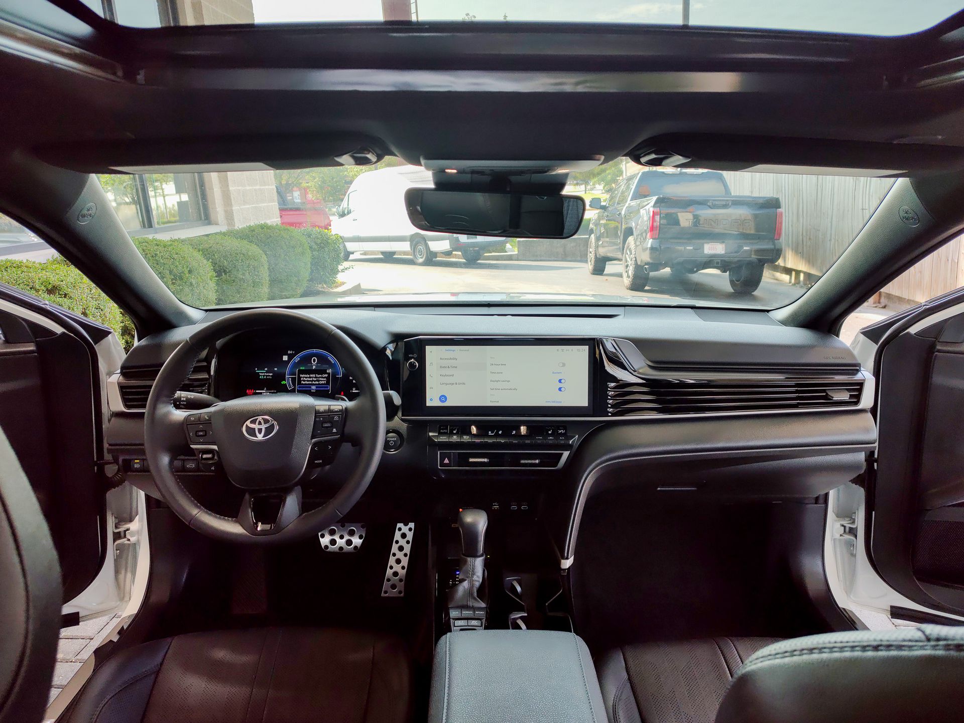 2025 Toyota Camry XSE photo 3