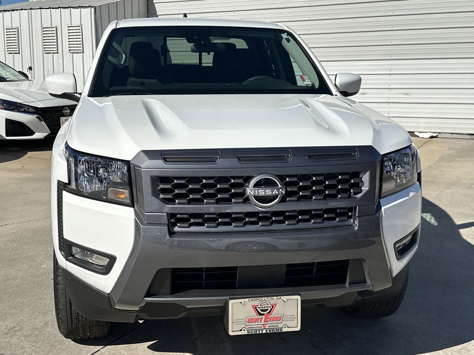 2025 Nissan Frontier SV photo 3