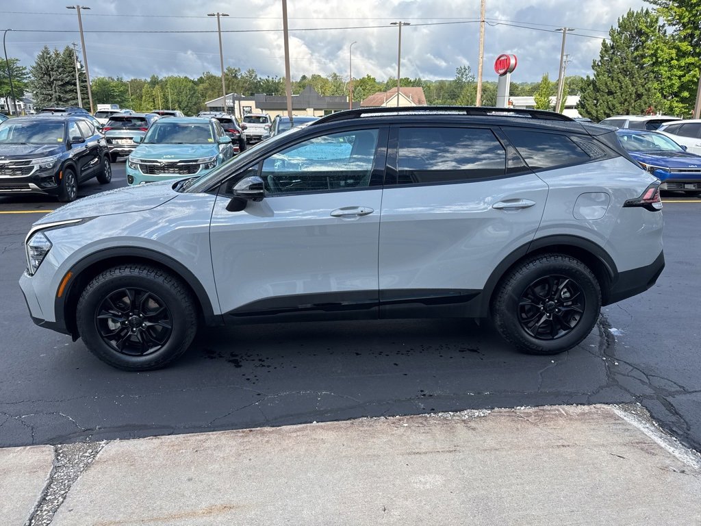 2025 Kia Sorento Hybrid EX photo 2