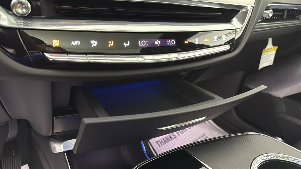 2024 Cadillac Lyriq Luxury photo 22
