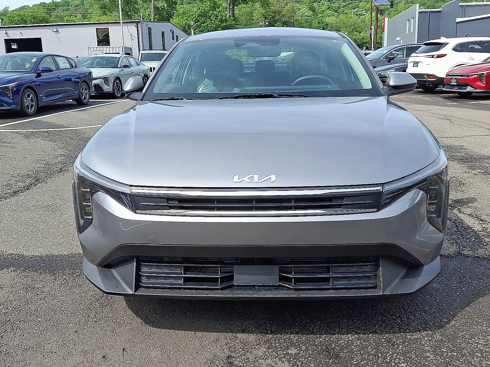 2025 Kia K4 LXS photo 2