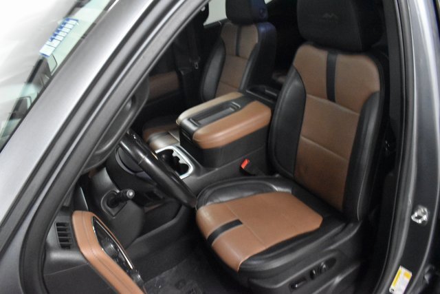 2020 Chevrolet Silverado 1500 High Country photo 10