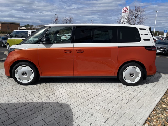 2025 Volkswagen ID. Buzz photo 4