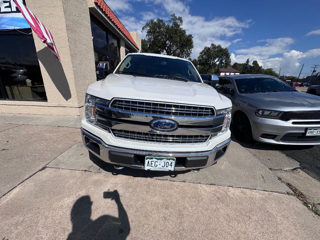 2019 Ford F-150 Lariat photo 2