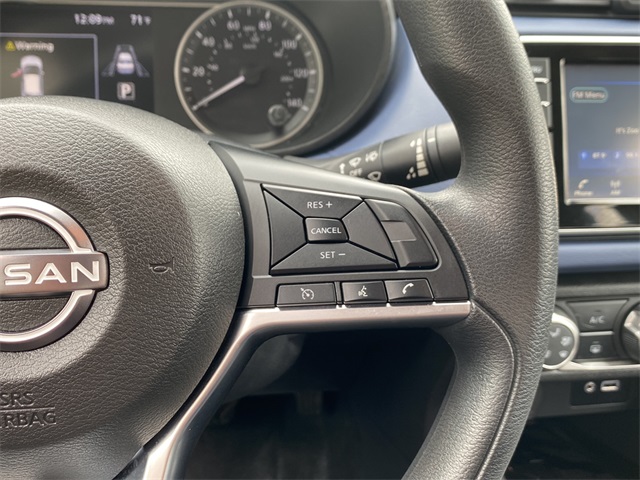 2024 Nissan Versa 1.6 SV photo 25