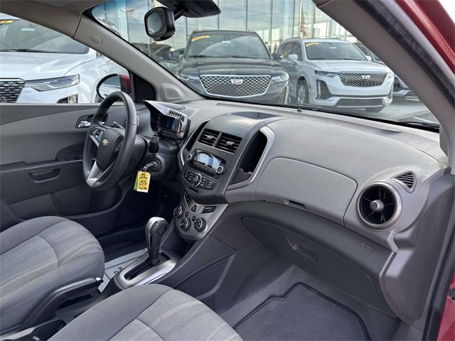 2012 Chevrolet Sonic LT photo 17