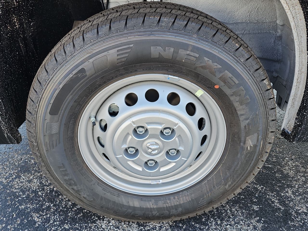 2026 Ram ProMaster 2500 photo 9