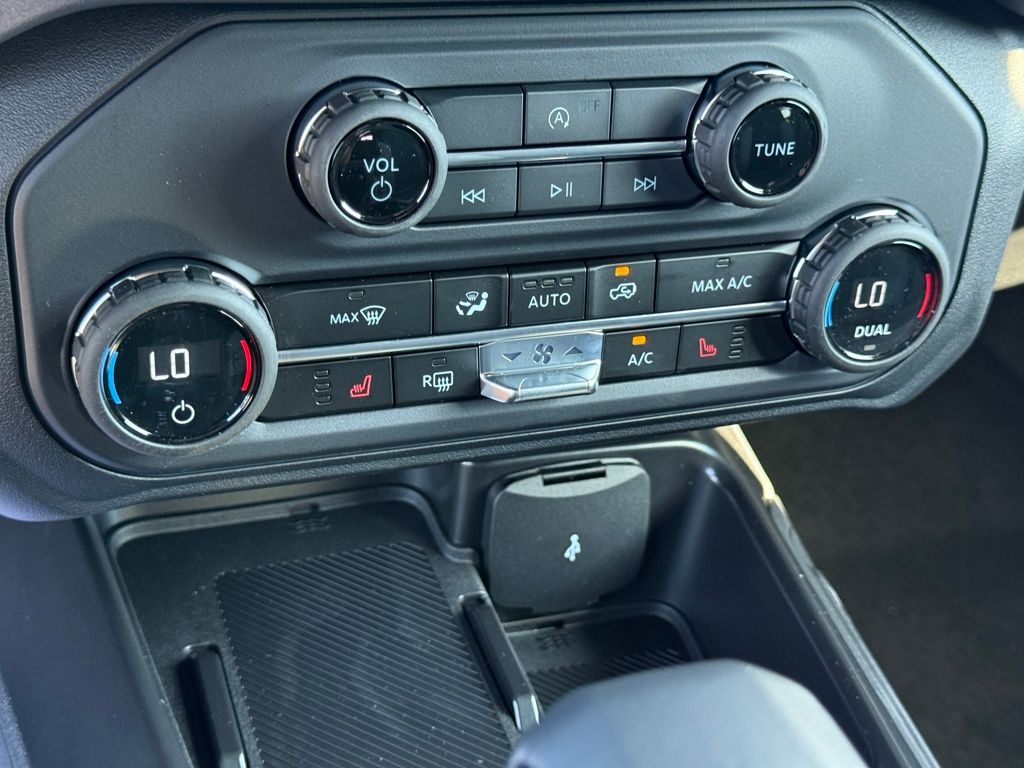 2025 Ford Bronco Big Bend photo 19