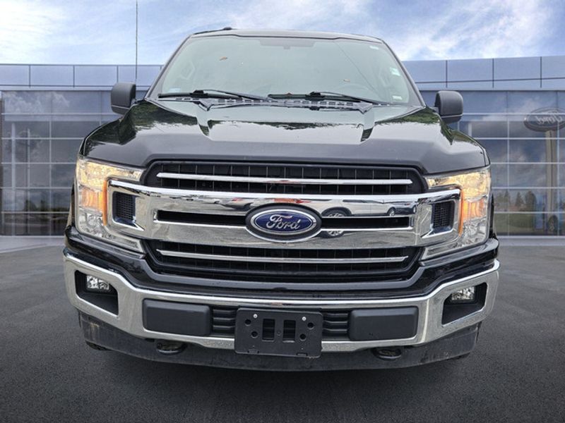 2018 Ford F-150 XLT photo 2