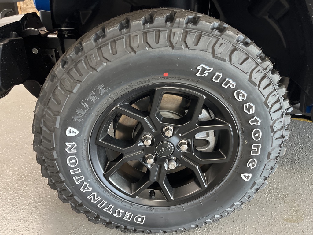 2025 Jeep Gladiator Sport photo 4