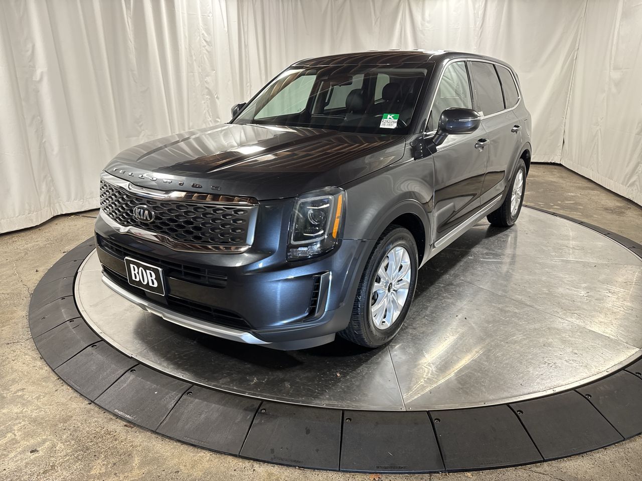 2020 Kia Telluride LX's photo