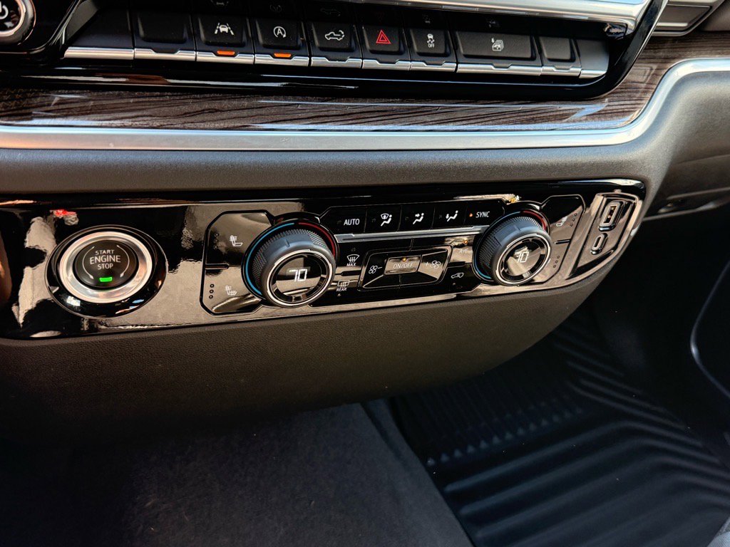 2023 Chevrolet Silverado 1500 LT photo 16