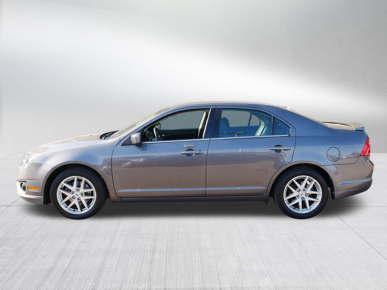 2012 Ford Fusion SEL photo 4